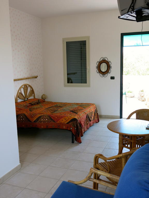Agriturismo Tenuta Del Morige Галатоне Екстериор снимка